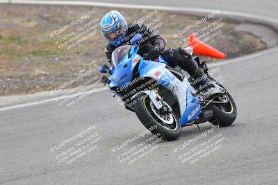 media/Mar-05-2023-TrackXperience (Sun) [[a95d40e56a]]/Group 3/session 2 turn 4/